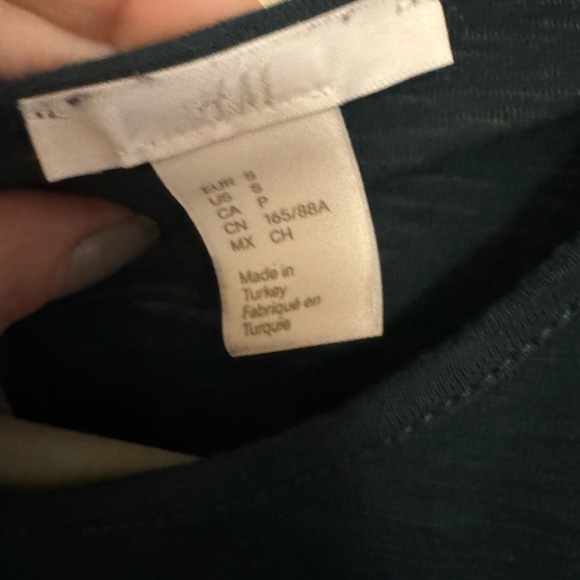 H&M Dark Green Lace Short Sleeve Shirt size Small - Picture 4 of 4